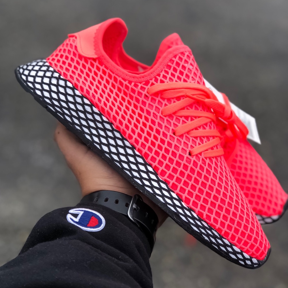 Adidas Deerupt Tubro • Women’s size 5.5